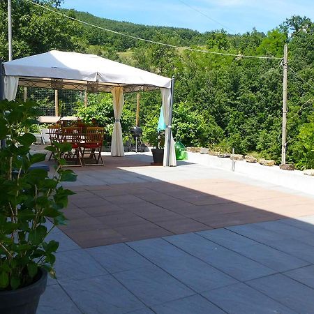 Апартаменти Casa Valtaro Борґо-Валь-ді-Таро Екстер'єр фото